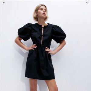 H&M | TIE-DETAIL PUFF-SLEEVED DRESS